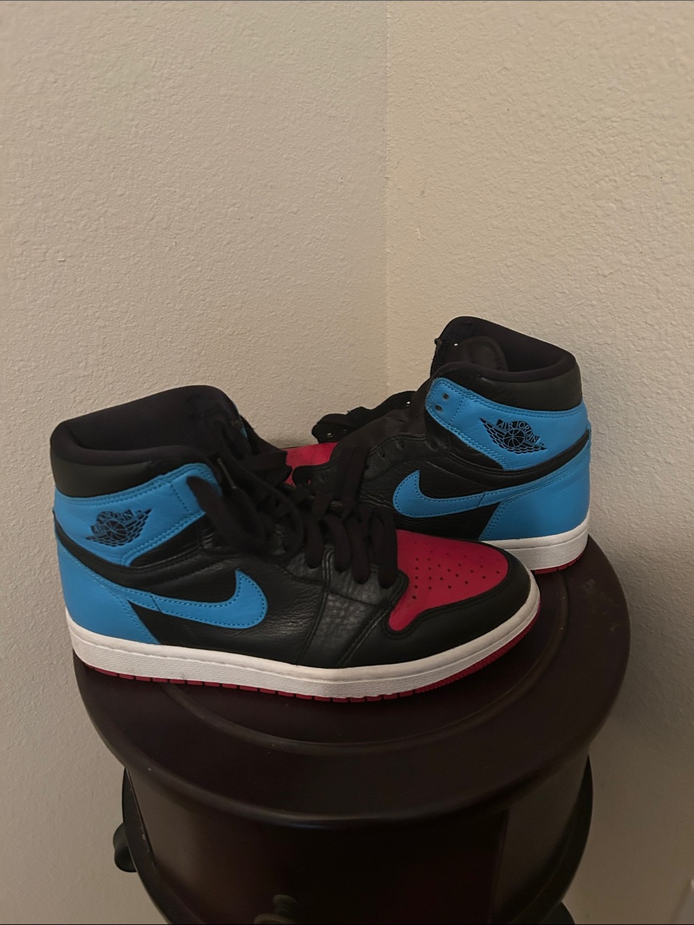 Women’s High-Top Basketball Sneakers in Black, Blue & Red